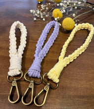 Load image into Gallery viewer, Crochet Wristlet Keychain
